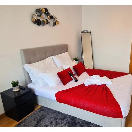 Rentalist Apartaments- Santa Catarina Porto Kültér fotó