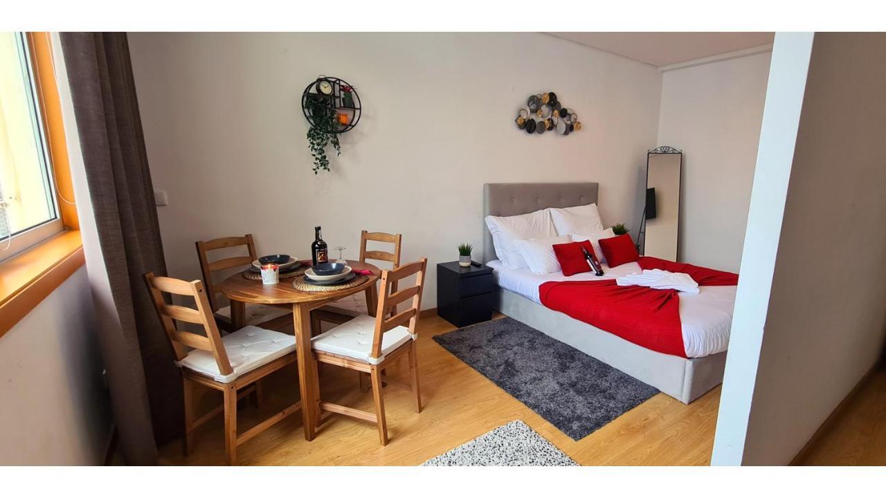 Rentalist Apartaments- Santa Catarina Porto Kültér fotó