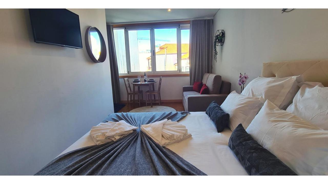 Rentalist Apartaments- Santa Catarina Porto Kültér fotó