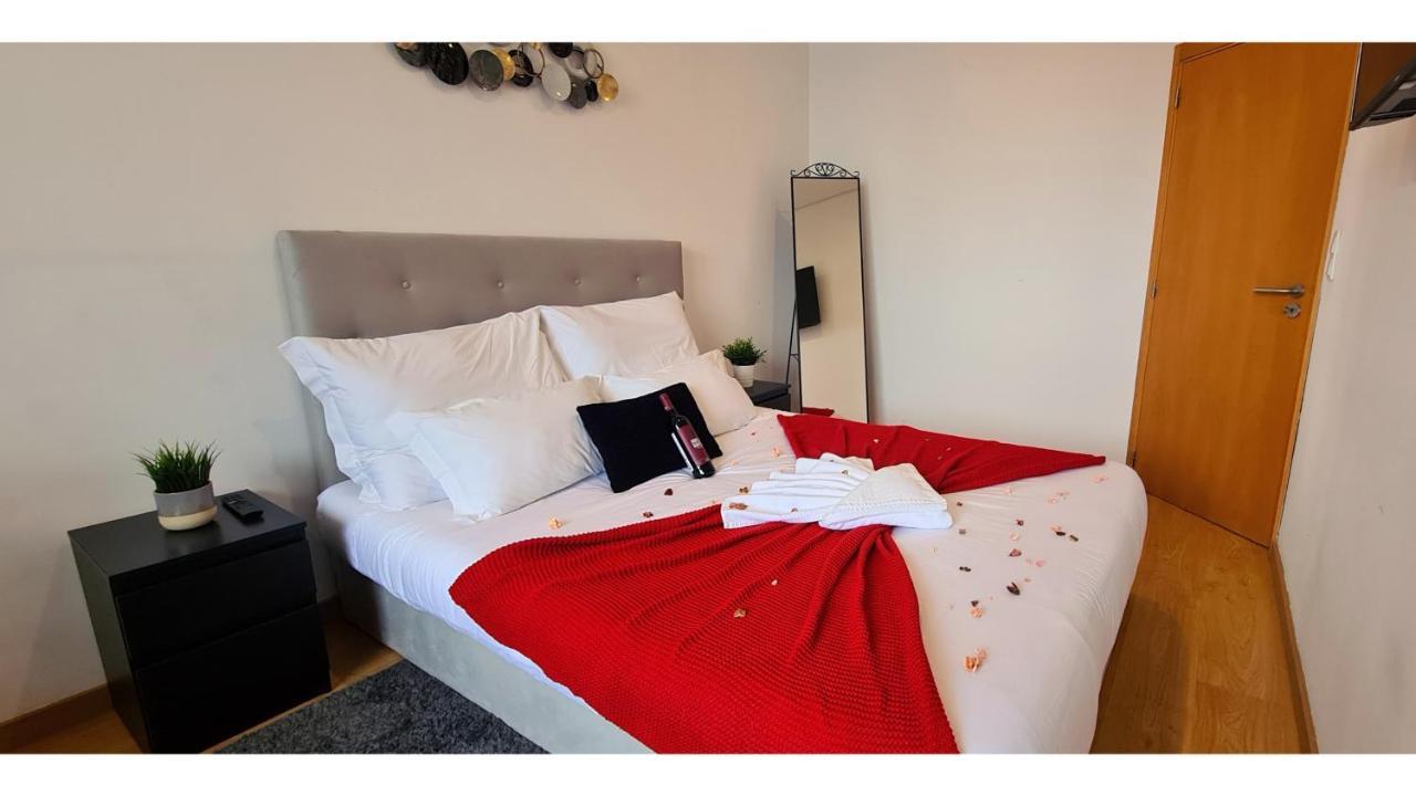 Rentalist Apartaments- Santa Catarina Porto Kültér fotó